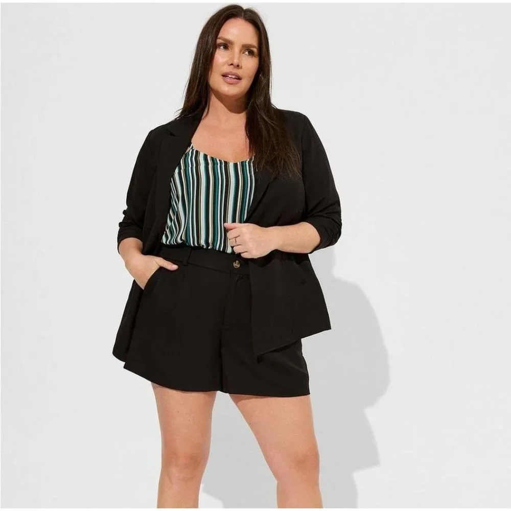 Torrid Studio linen shorts size 22 Black NWOT Linen lyocell blend cruise vacatio
